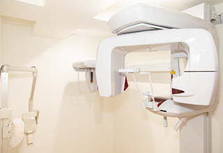 取り組み3　体に優しい最新型歯科用CTでインプラント治療の正確な診断を